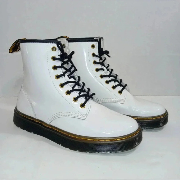 DR.MARTENS ZAVALA LEATHER BOOTS. - Picture 1 of 9